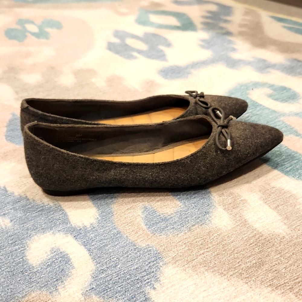 Me Too pointed toe flats, grey, size 6